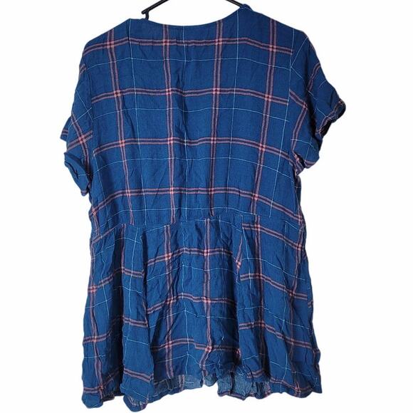 Torrid Babydoll Blouse Plus Size 1/1X Crinkle Gauze Crochet Lace-Up Blue Plaid - Picture 4 of 4